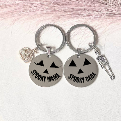 Personalized Stainless Steel Halloween Family Keychain - Spooky Custom Gift
