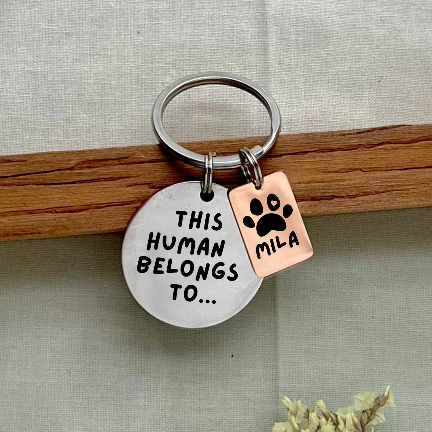 Personalized Pet Mom Keychain - "This Human Belongs To" - Custom Cat Mum, Dog Mum Gift