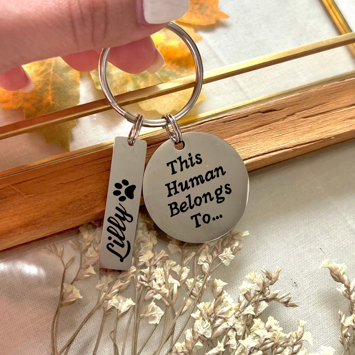 Personalized Pet Mom Keychain - "This Human Belongs To" - Custom Cat Mum, Dog Mum Gift